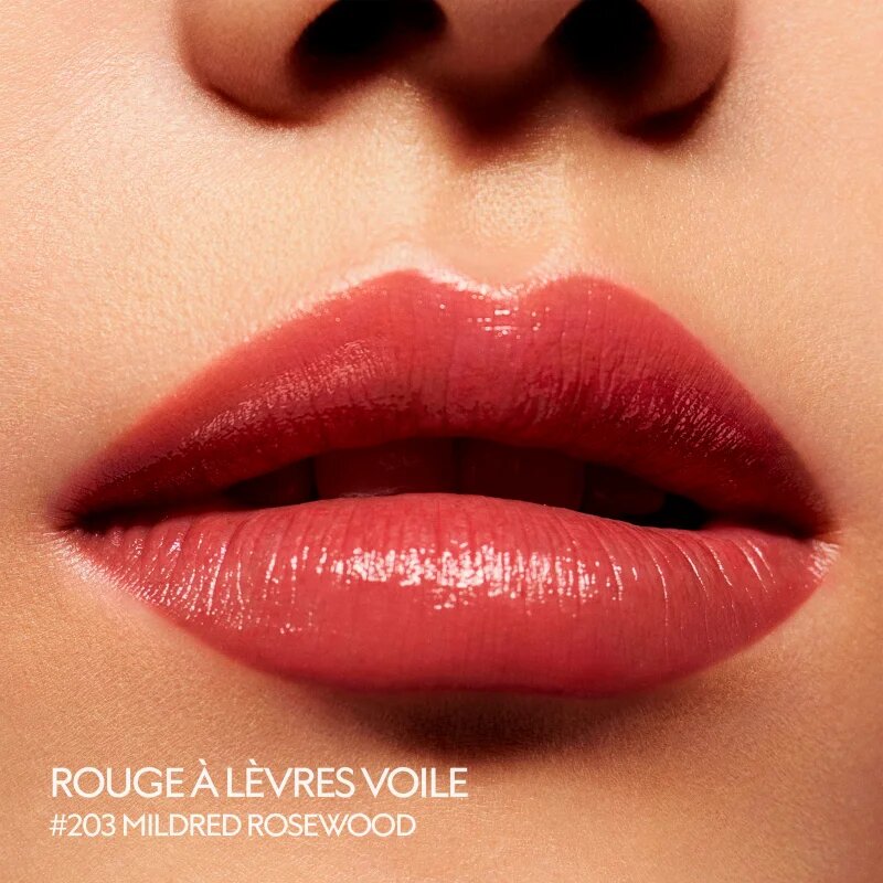 Gucci Beauty Rouge à Lèvres Voile бляскаво червило цвят 203 Mildred Rosewood 3.5 гр.