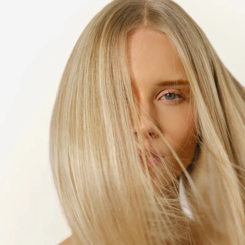Hair Rituel by Sisley Blonde White & Grey Beautifying Hair Care Mask маска за коса неутрализиращ кафеникавите оттенъци 200 мл.