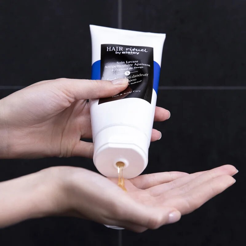 Hair Rituel by Sisley Soothing Anti-dandruff Shampoo шампоан против пърхот с успокояващ ефект 500 мл.
