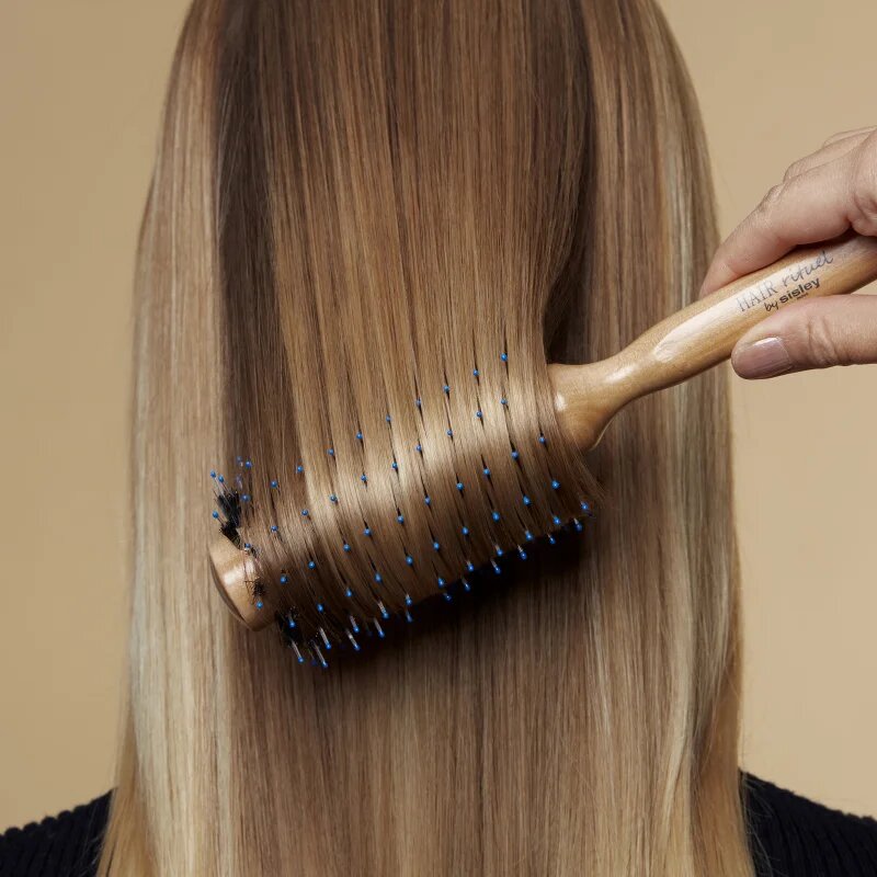 Hair Rituel by Sisley The Blow Dry Brush N°2 кръгла четка за коса за изправяне на косата 1 бр.