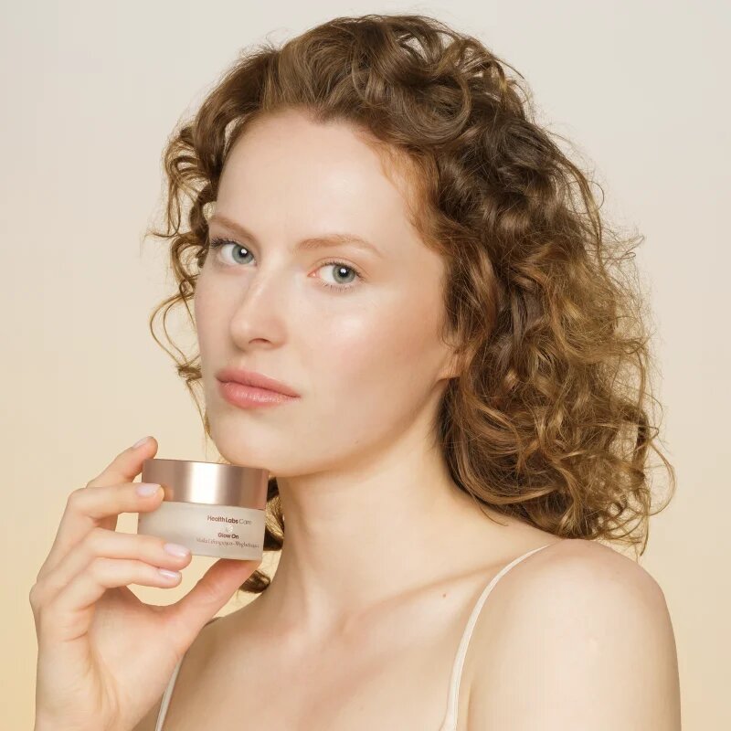 Health Labs Care Glow On Lifting and Smoothing Mask маска за лице с лифтинг и стягащ ефект 50 мл.