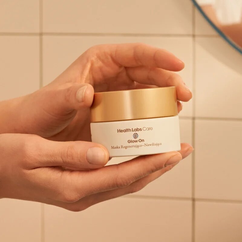 Health Labs Care Glow On Regenerating and Moisturising Mask регенерираща и хидратираща маска 50 мл.