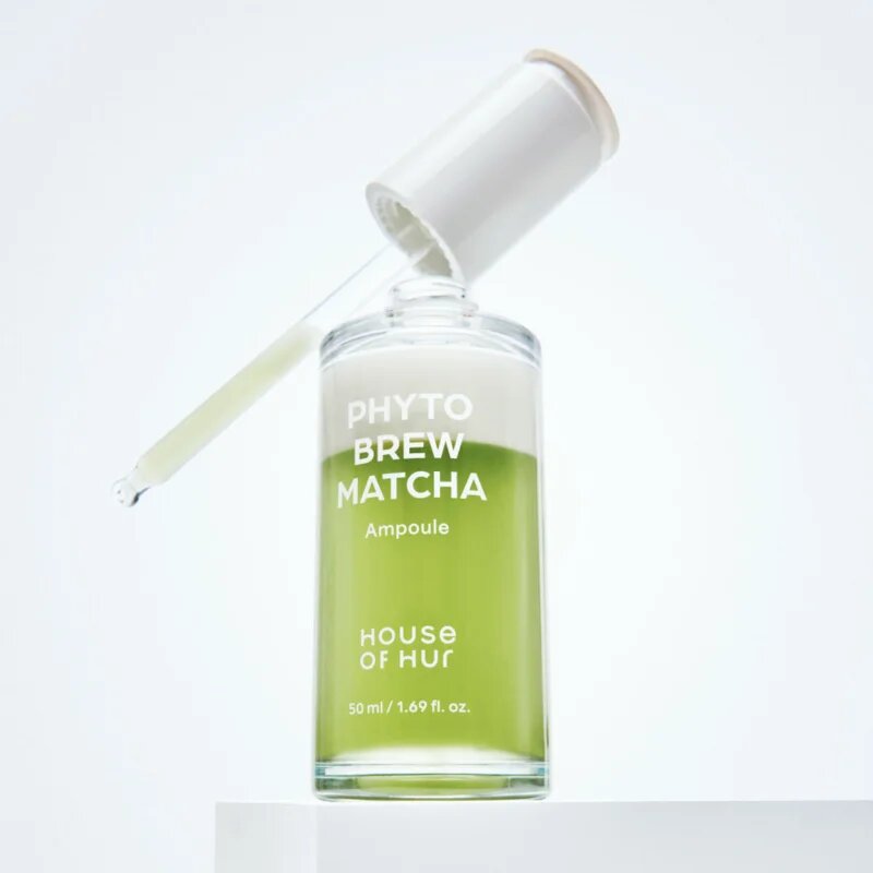 House of Hur Phyto Brew Matcha Ampoule хидратиращ и успокояващ серум за озаряване на лицето 50 мл.