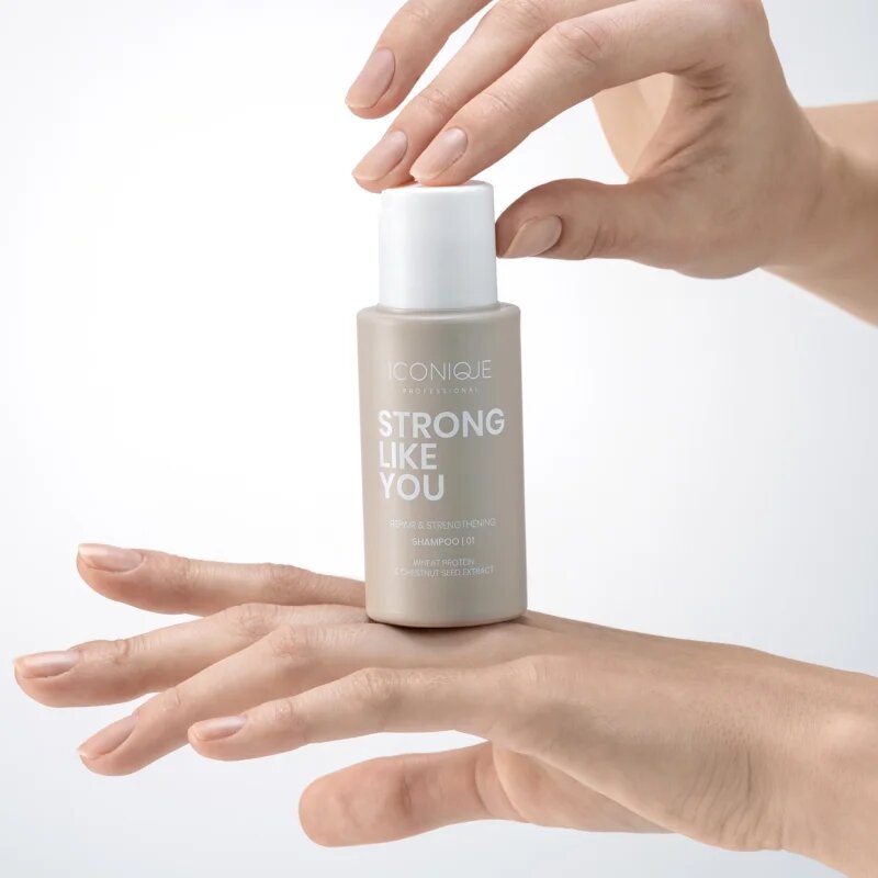 ICONIQUE Professional STRONG LIKE YOU Repair & Strengthening регенериращ шампоан за увредена коса 70 мл.