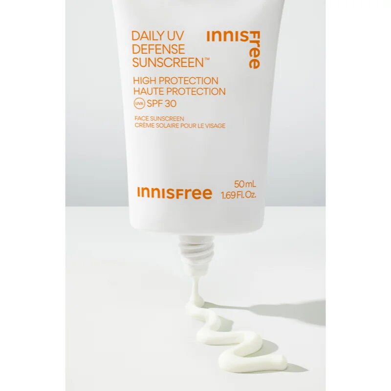 innisfree Daily UV Defense Sunscreen защитен овлажняващ флуид SPF 30 50 мл.
