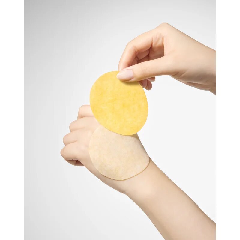 innisfree Green Tea Vitamin C Brightening Toner Pads тонизиращи възглавнички за освежаване и хидратация 60 бр.
