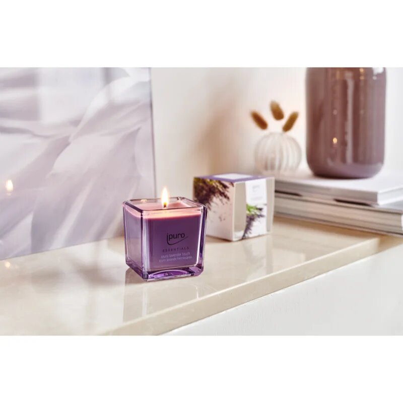 ipuro Essentials Lavender Touch ароматна свещ 125 гр.