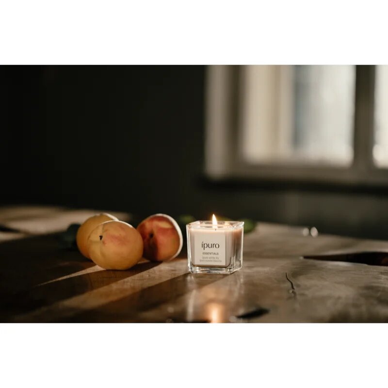ipuro Essentials White Lily ароматна свещ 125 гр.