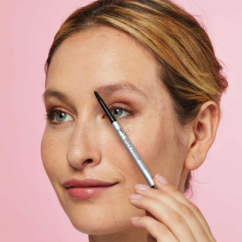 IT Cosmetics Brow Power Micro молив за вежди цвят Universal Taupe 0.16 гр.