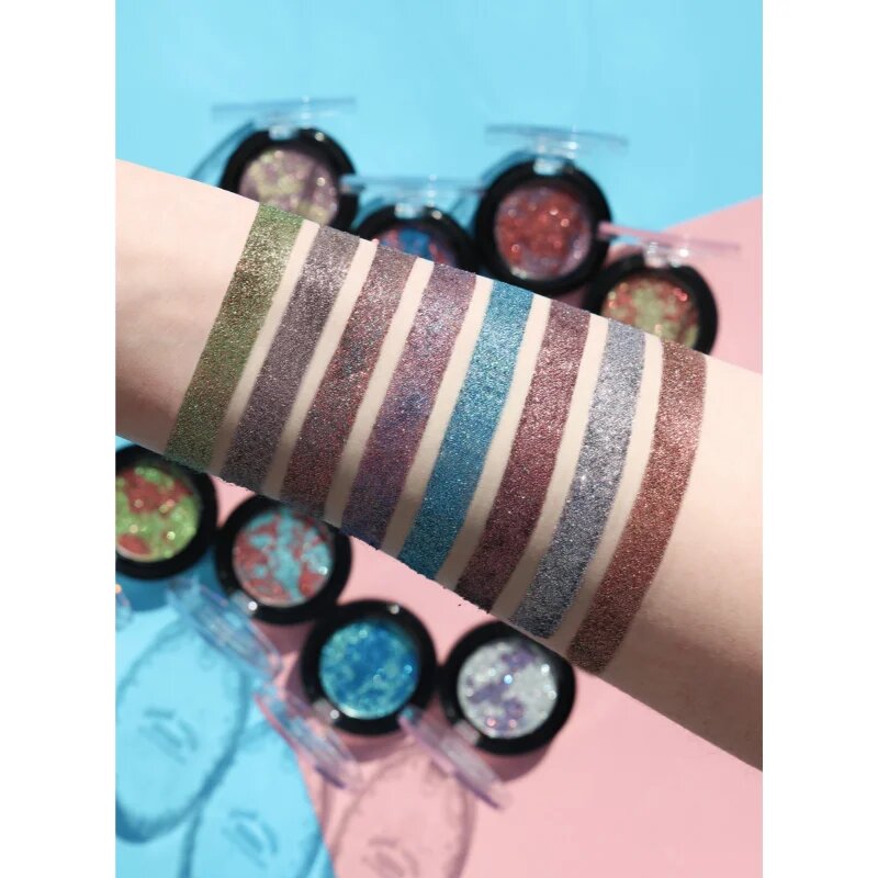 J.Cat Beauty Glitter Dazzle сенки за очи с блясък цвят 102 I'm Impressed 1.2 гр.