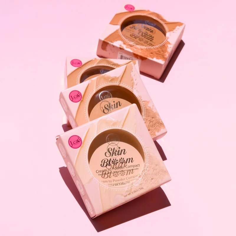 J.Cat Beauty Skin Bloom компактен кремообразен фон дьо тен за пълно покритие цвят 102 Buff 7.5 гр.