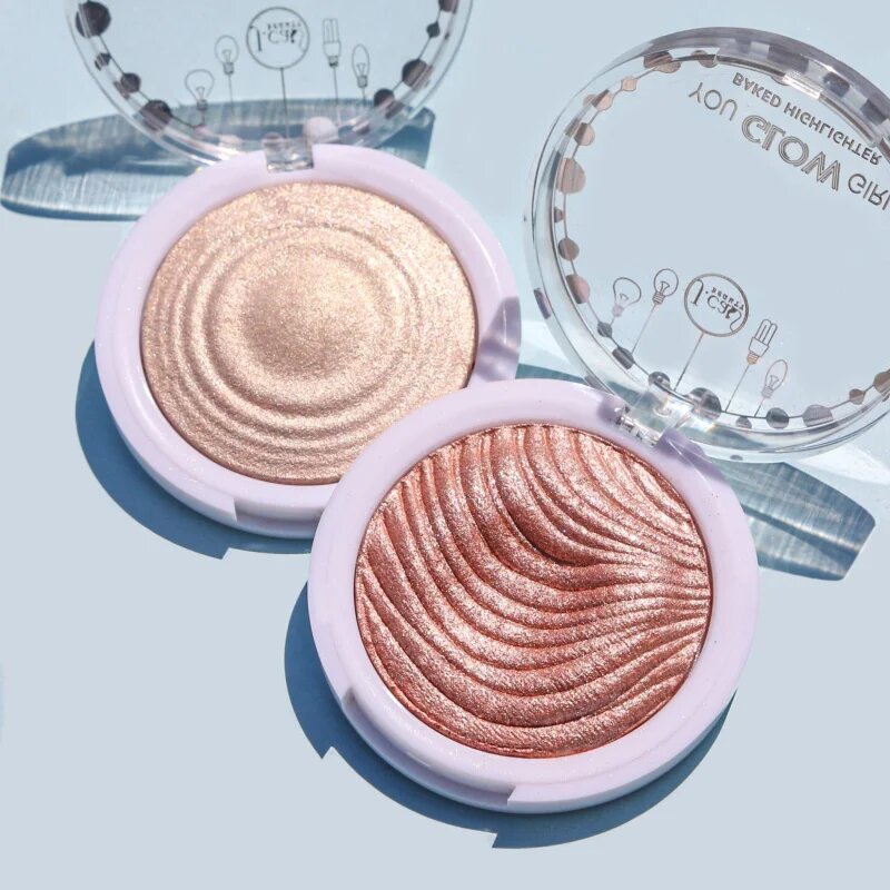 J.Cat Beauty You Glow Girl печен хайлайтър цвят 105 Moon Light 8.5 гр.
