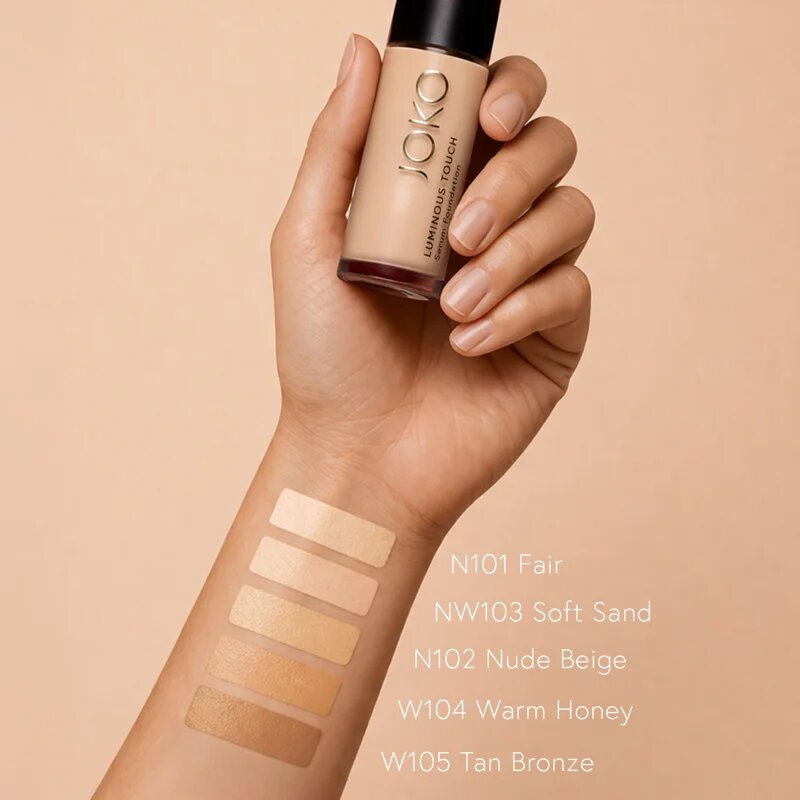 JOKO Luminous Touch лек фон дьо тен за равномерен тен на кожата цвят 104 Warm Honey 30 мл.
