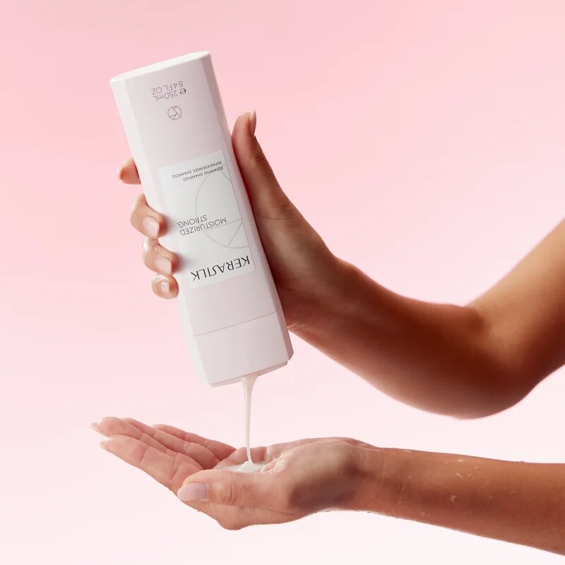 KERASILK Essentials Repairing Shampoo почистващ и подхранващ шампоан за суха и увредена коса 750 мл.