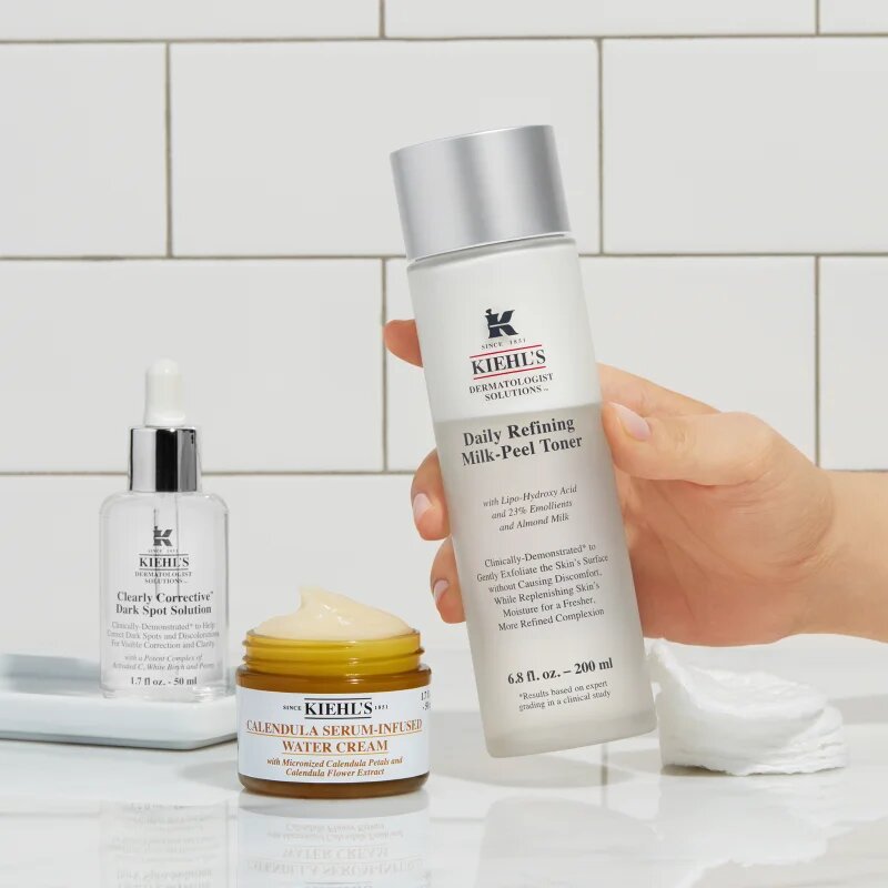 Kiehl's Daily Refining Milk-Peel Toner нежен ексфолиращ тоник за всички видове кожа включително и чувствителна 200 мл.