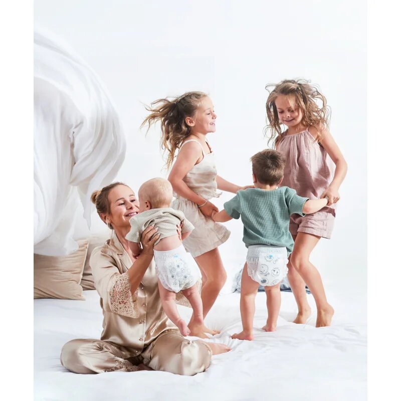 Kolorky Deluxe Velvet Pants Night Sleepy еднократни пелени гащички за нощ L 8-13 kg 19 бр.