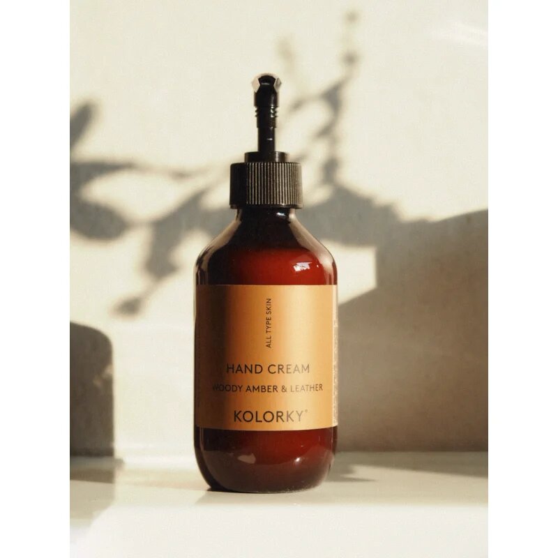 Kolorky Hand Cream крем за ръце Woody Amber & Leather 270 мл.