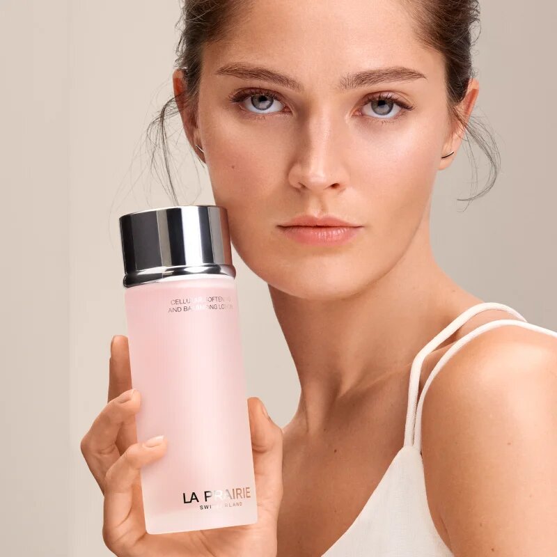 La Prairie Cellular Softening and Balancing Lotion почистваща емулсия за всички типове кожа на лицето 250 мл.
