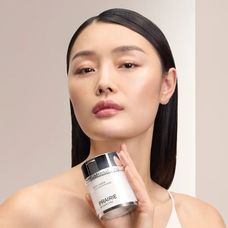 La Prairie White Caviar Crème Extraordinaire дневен и нощен крем за озаряване на лицето 60 мл.