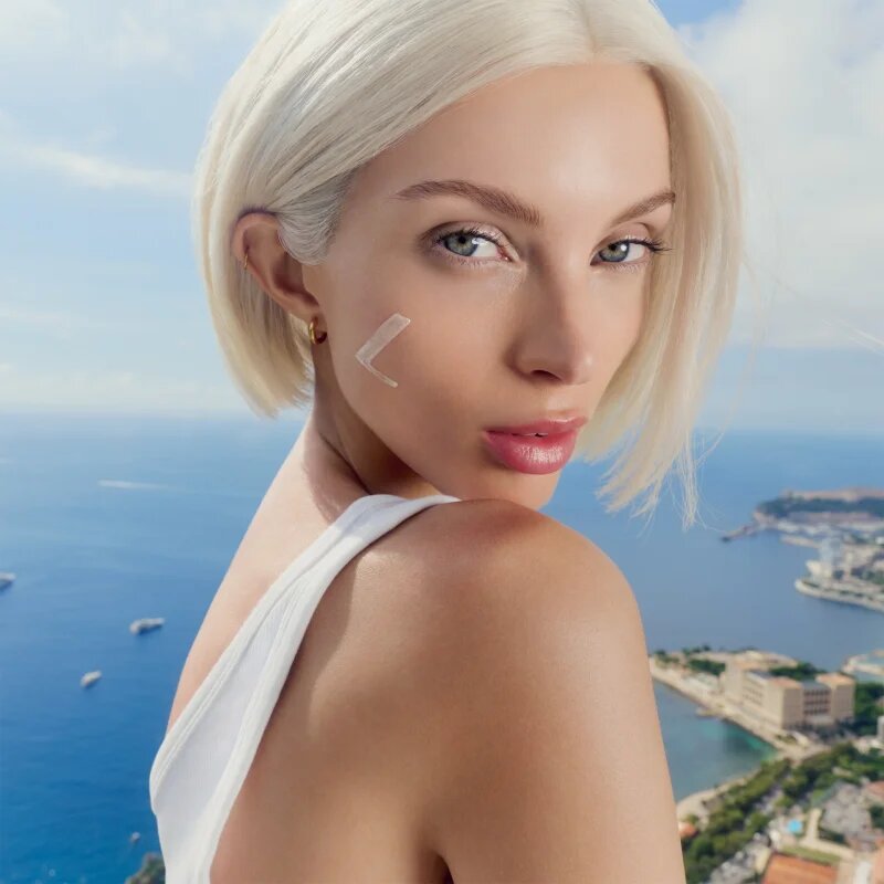 Lancaster Sun Perfect Air 50 Glow Booster ултра лек защитен флуид за уморена кожа SPF 50 40 мл.
