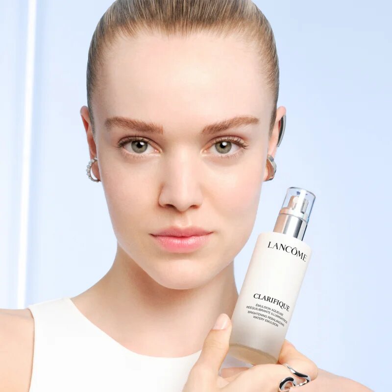 Lancôme Clarifique Brightening Rebalancing Watery Emulsion озаряваща емулсия на водна основа 75 мл.