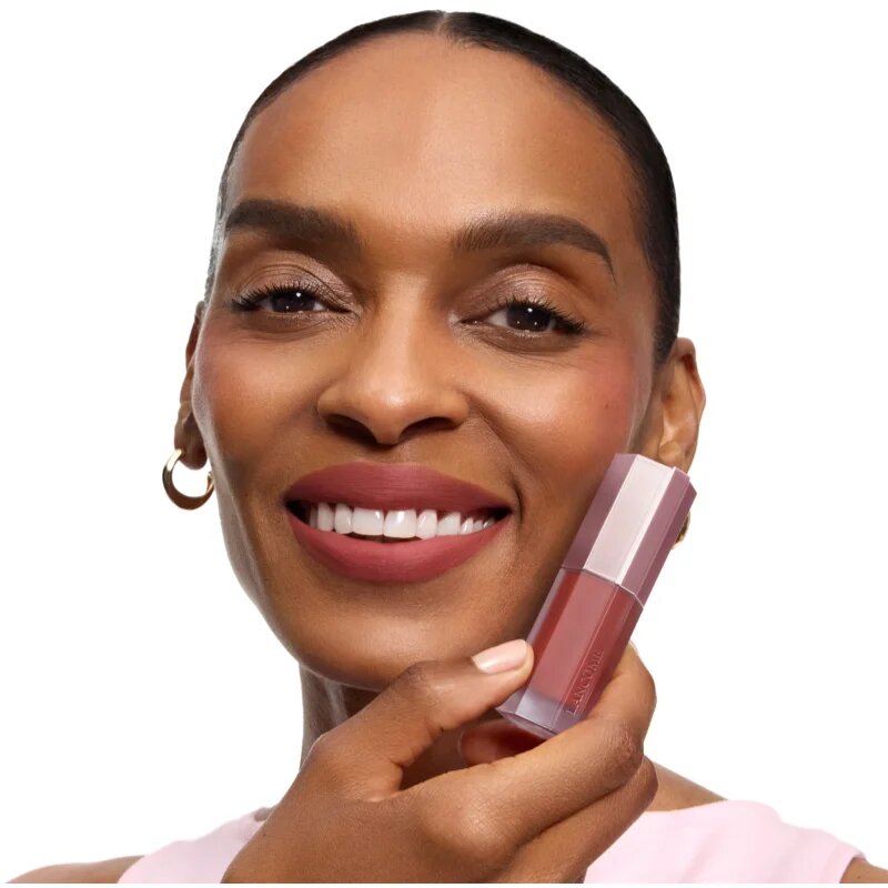 Lancôme Lip Idôle CuddleBlur™ Matte Velvet Lip Cream попълващ балсам за устни с матиращ ефект цвят 60 Million-Dollar Berry 8.5 мл.