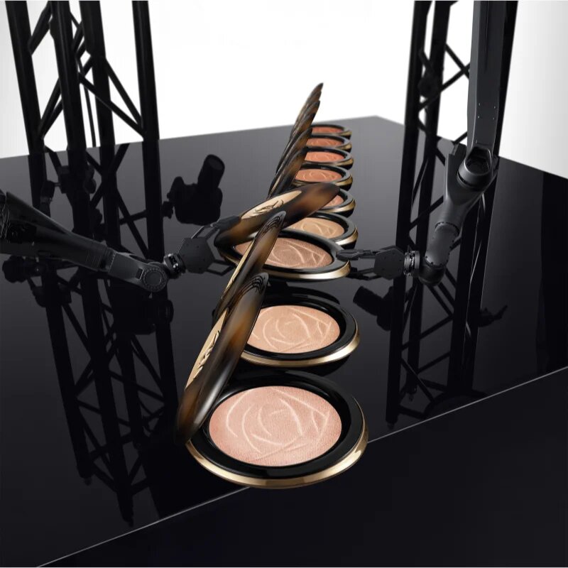 Lancôme Teint Idole Ultra Wear Serum Highlighter озарител с витамини C и Е цвят Medium Glow 02 10 гр.