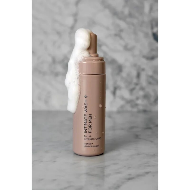 Lip Intimate Care Intimate Wash for Men миеща пяна за интимните части за мъже 150 мл.