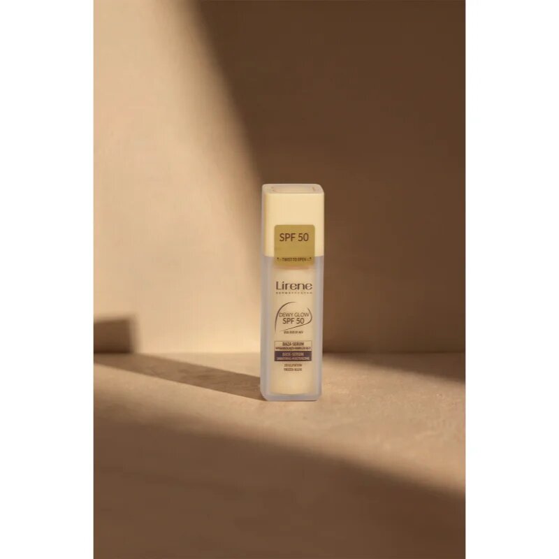 Lirene Base Dewy Glow озаряващ серум-база SPF 50 30 мл.