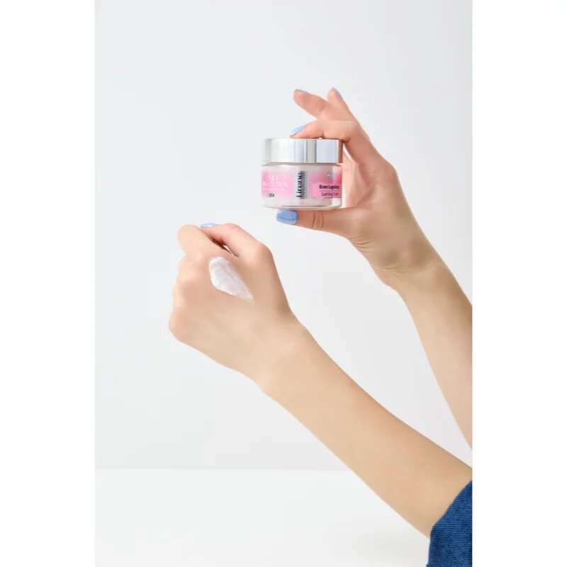 Lirene Sensitive skin подхранващ крем за чувствителна кожа на лицето 50 мл.