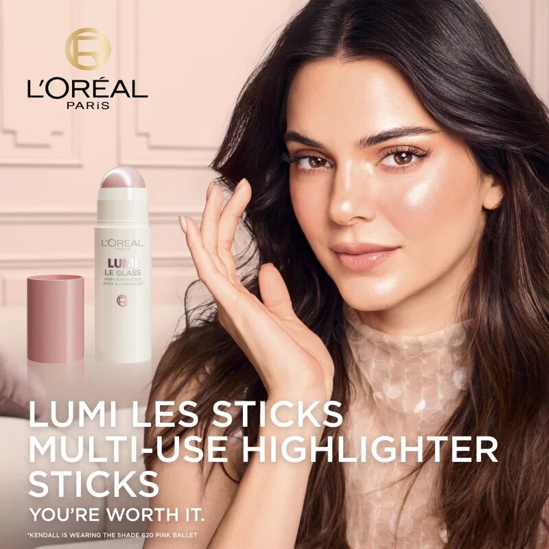L’Oréal Paris Lumi Glow кремообразен озарител в стик цвят 635 Golden Couture 6.5 гр.