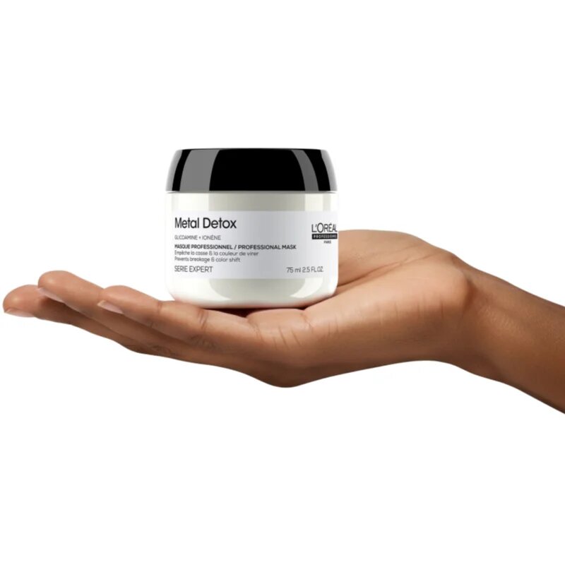 L’Oréal Professionnel Serie Expert Metal Detox дълбоко подхранваща маска за боядисана и увредена коса 75 мл.