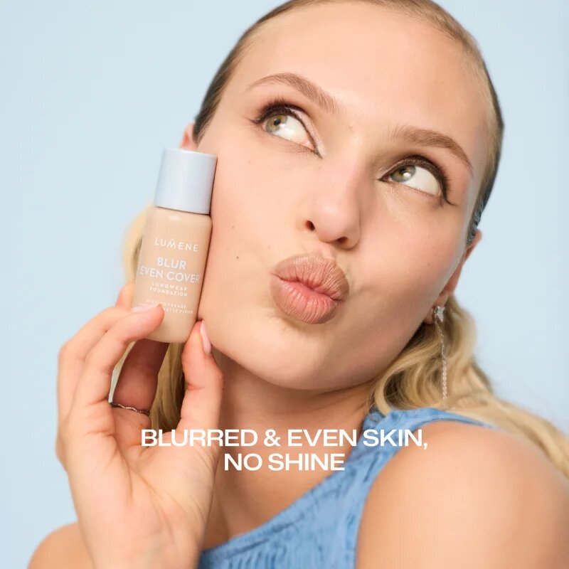 Lumene Blur Even Cover течен фон дьо тен с матов завършек 16 часа цвят 4 30 мл.