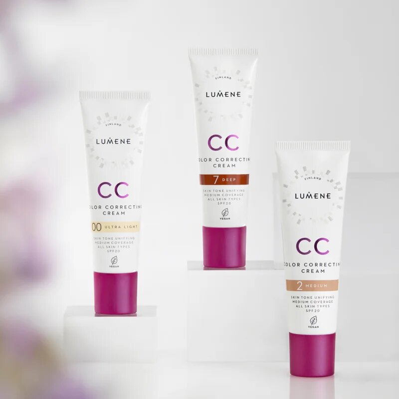 Lumene CC Color Correcting Cream CC крем за уеднаквяване тена на лицето SPF 20 цвят 0.25 (Neutral) 30 мл.