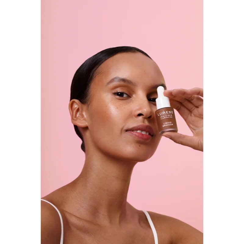 Lumene Invisible Illumination Instant Glow течен бронзант цвят Deep Glow 15 мл.