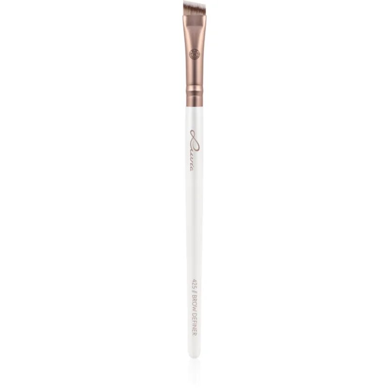 Luvia Cosmetics Elegance Brow Definer скосена четка за вежди 425 1 бр.