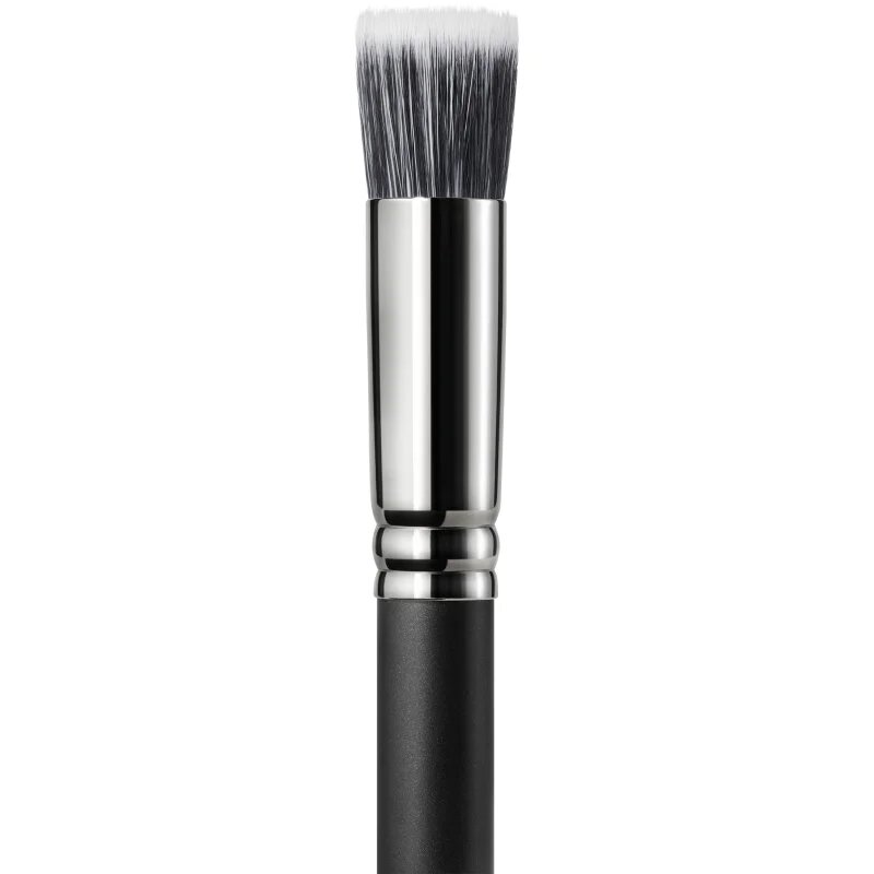 MAC Cosmetics Brush 130S Short Duo Fibre малка четка за нанасяне на течни кремообразни и прахообразни продукти 1 бр.