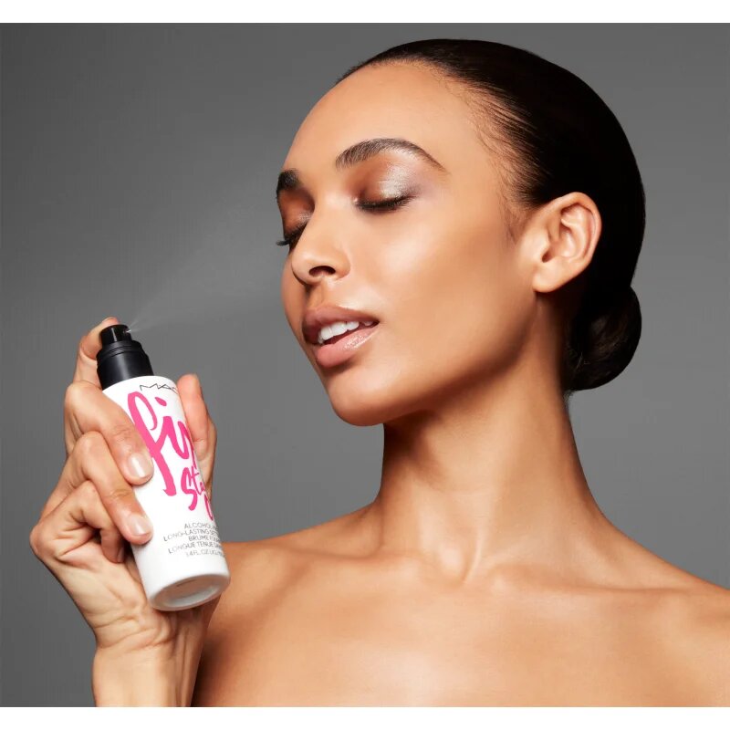 MAC Cosmetics Fix+ Stay Over фон дьо тен фиксатор хидратираща 100 мл.