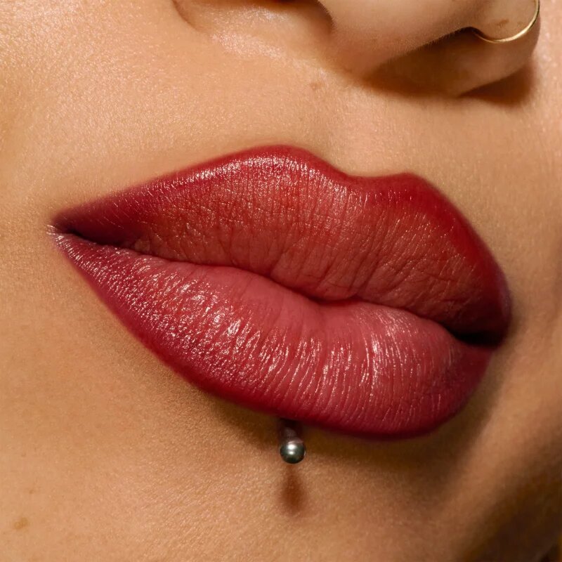 MAC Cosmetics Lipglazer молив за устни цвят Ribbon 0.25 гр.