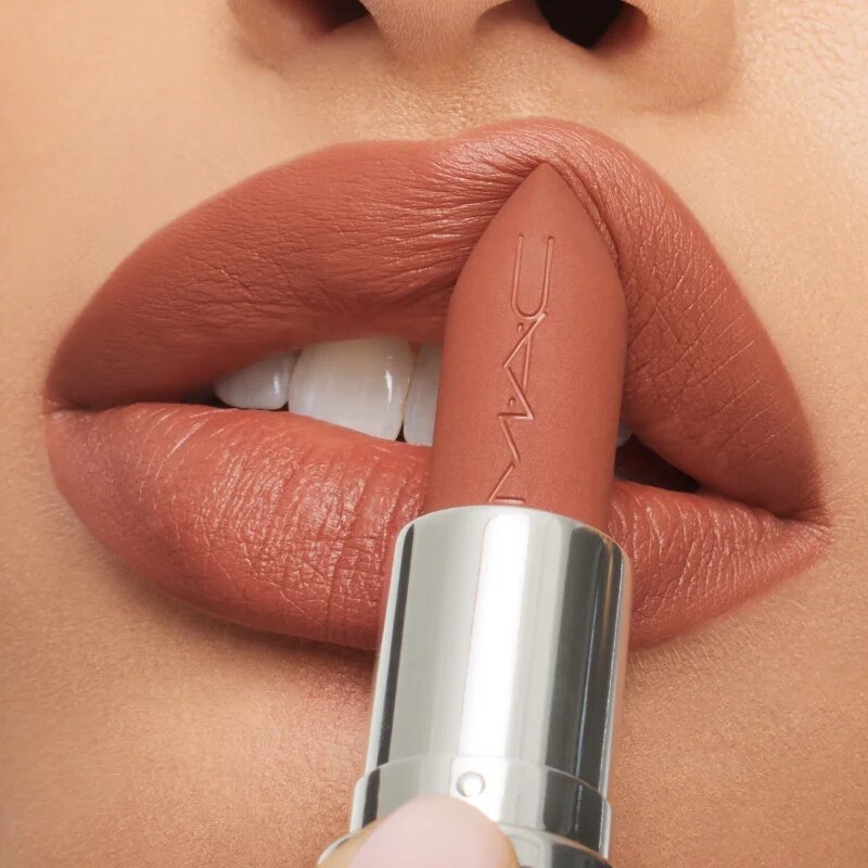 MAC Cosmetics MACximal Silky Matte Lipstick матиращо червило цвят Warm Teddy 35 гр.