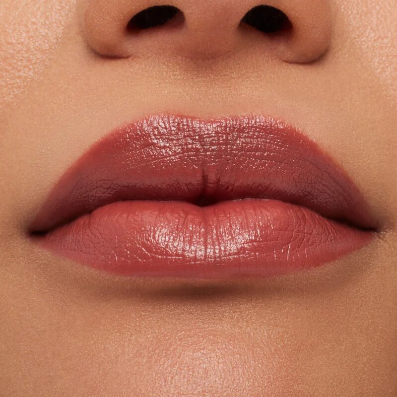 MAC Cosmetics MACximal Sleek Satin Lipstick Mini сатенено червило за перфектен външен вид цвят CREME IN YOUR COFFEE 1.5 гр.