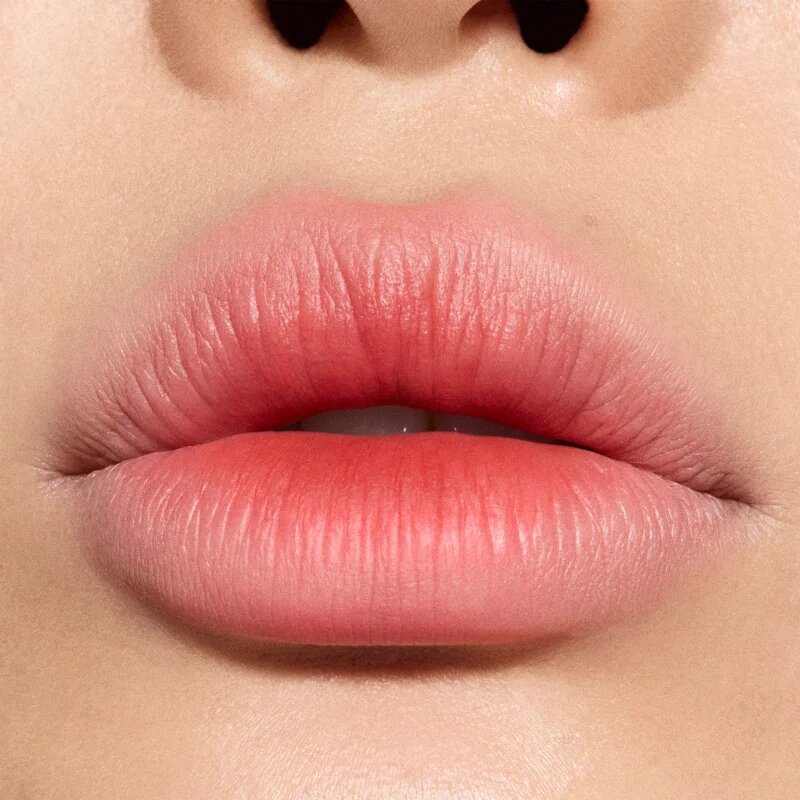 MAC Cosmetics Powder Kiss Hazy Matte матиращо червило цвят Devoted To Chili 3.5 гр.
