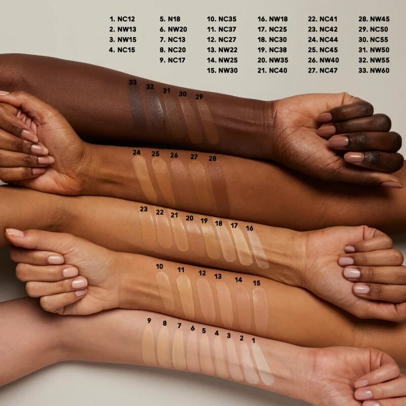 MAC Cosmetics Studio Fix Every-Wear All-Over Face Pen кремообразен коректор и фон дьо тен в едно цвят NW40 12 мл.