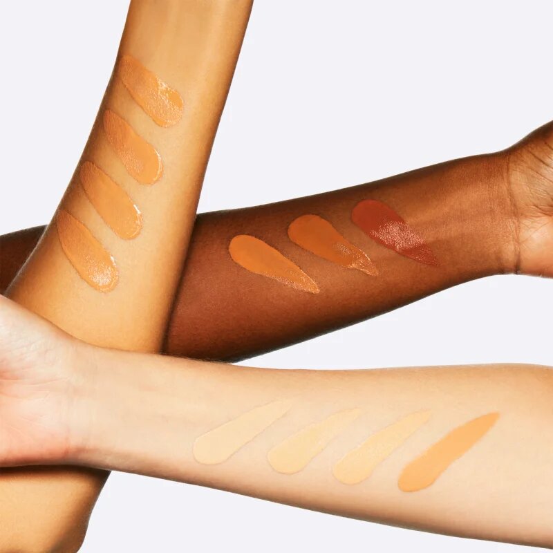 MAC Cosmetics Studio Waterweight SPF 30 Foundation лек хидратиращ фон дьо тен SPF 30 цвят NC 20 30 мл.