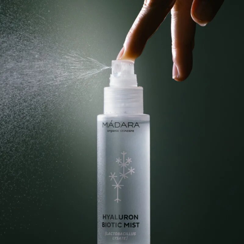Mádara MÁDARA Hyaluron Biotic Mist емулсия за лице с хиалуронова киселина 100 мл.