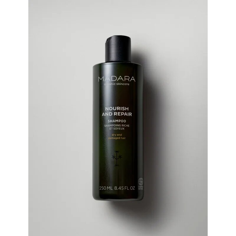Mádara MÁDARA Nourish and Repair регенериращ шампоан 250 мл.