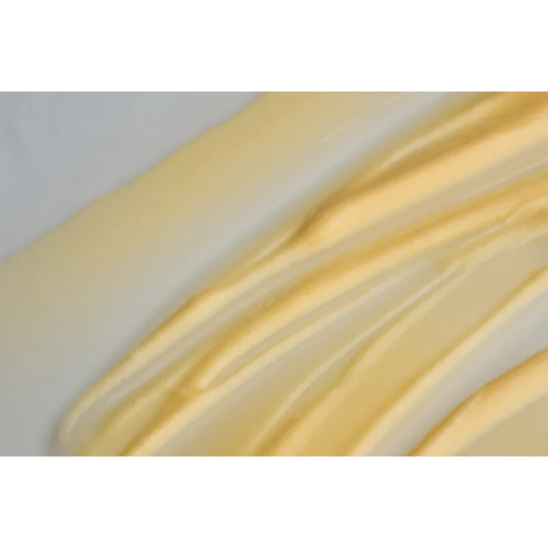 Mádara MÁDARA Vitamin C Intense Glow озаряващ концентрат 30 мл.