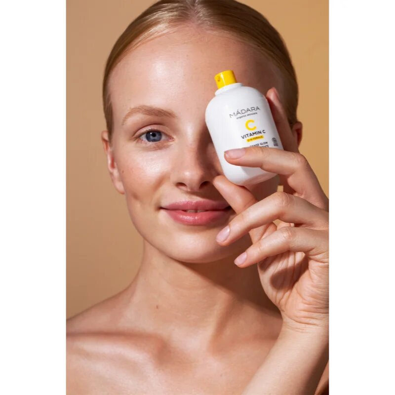 Mádara MÁDARA Vitamin C Intense Glow озаряващ концентрат 30 мл.