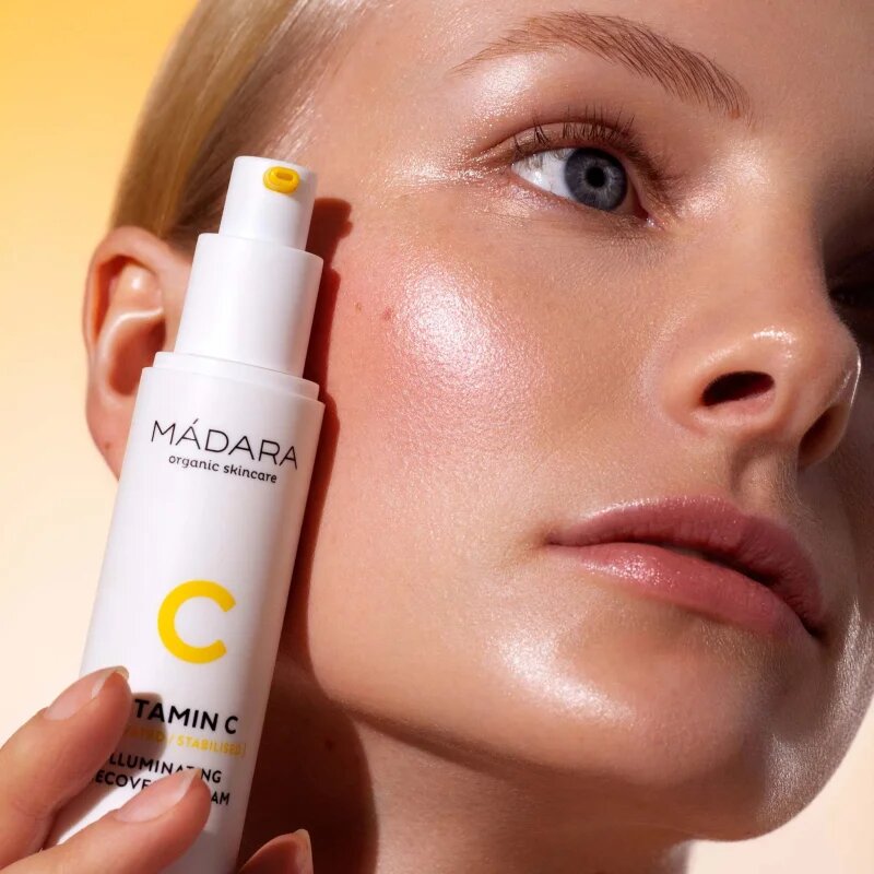 Mádara MÁDARA Vitamin C озаряващ крем с регенериращ ефект 50 мл.
