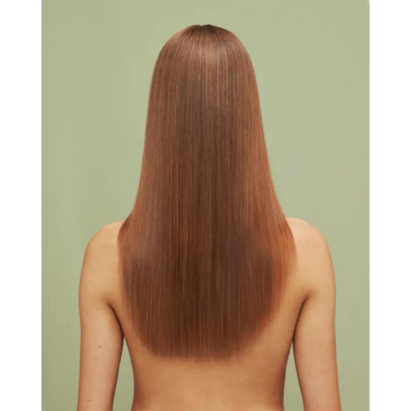 Maria Nila Colour Refresh нежна подхранваща маска без перманентни цветови пигменти цвят Pink Peach 9.46 300 мл.